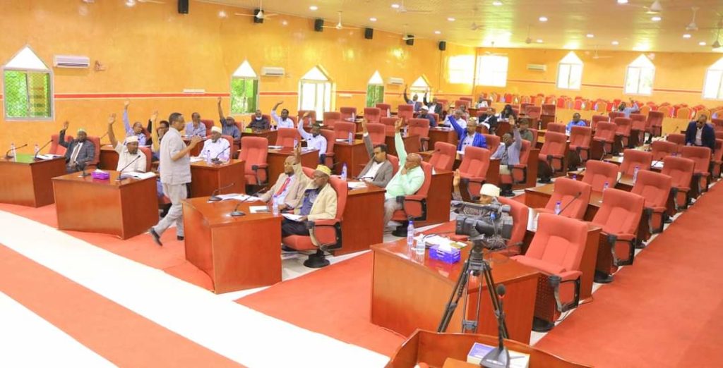 Puntland:-Xeerka La dagaalanka Maandooriyaha  oo la ansixiyay.