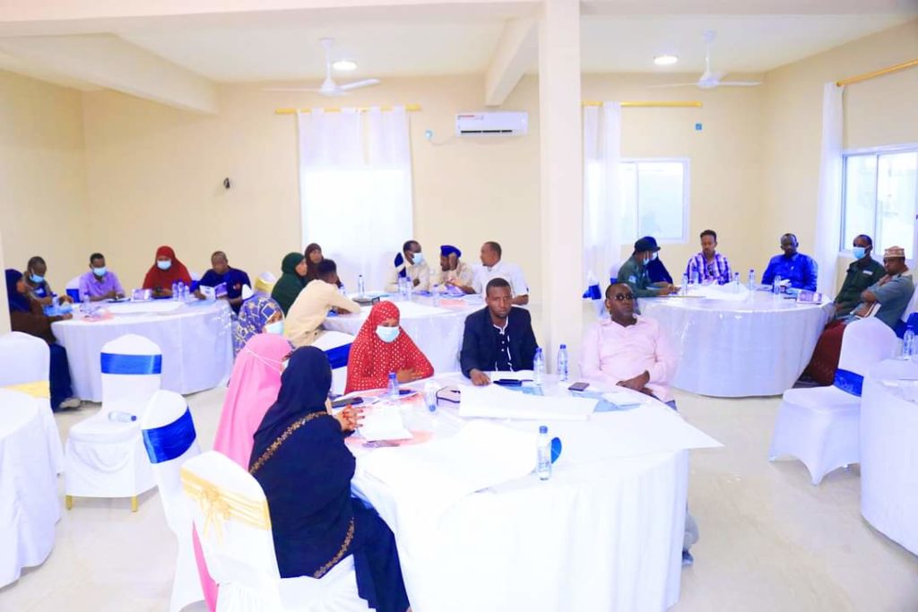 Weli waxaa Garowe ka socda Tababarka Boolisaynta Bulshada