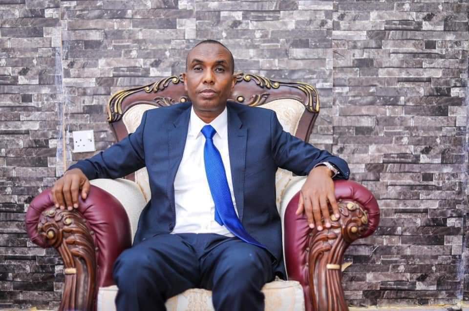 Xildhibaankii ugu horeeyay Ee JL ku matalaya G.Shacabka oo la doortay