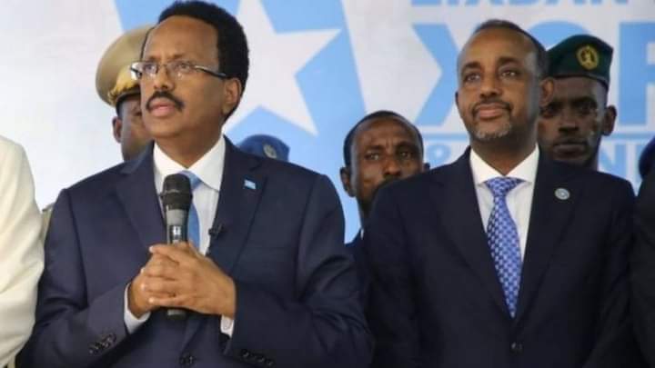 Wasiir Dubbe oo ku jees-jeesay Farmaajo