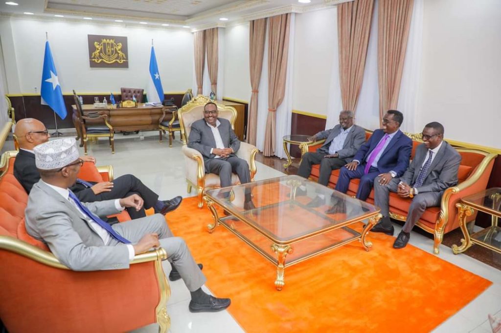 Madaxweyne Deni oo la kulmay Xildhibaanadii shalay la doortay
