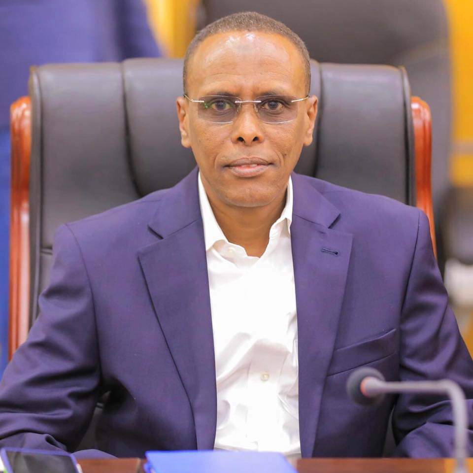 Gudoomiye Sanyare oo loo salaxay Kursiga Xildhibaan Ee Fadaraalka