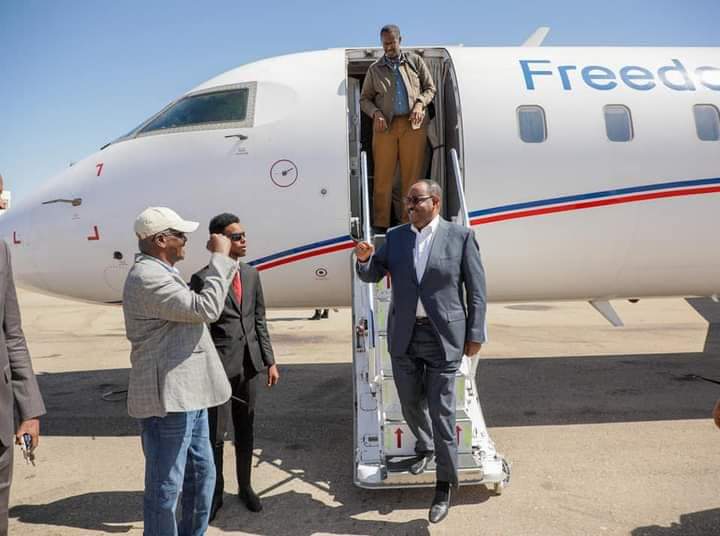 Madaxweyne Deni oo dib ugu soo laabtay Garowe