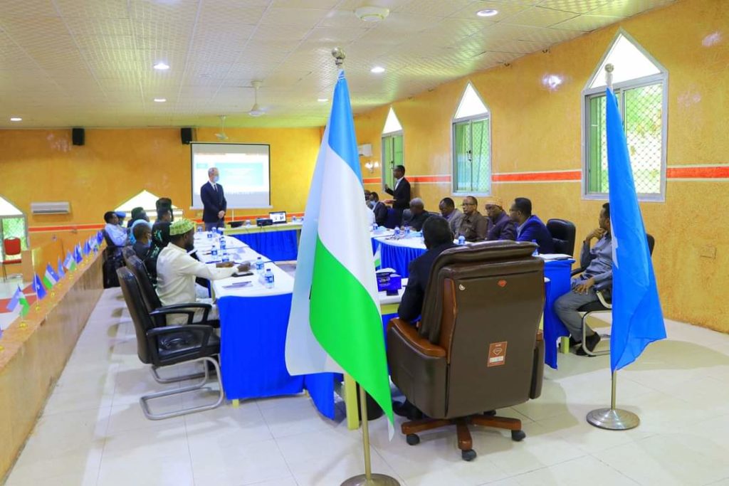 Video:-Gudiyada Baarlamaanka Puntland oo aqoon iswaydaarsi loo sameeyay
