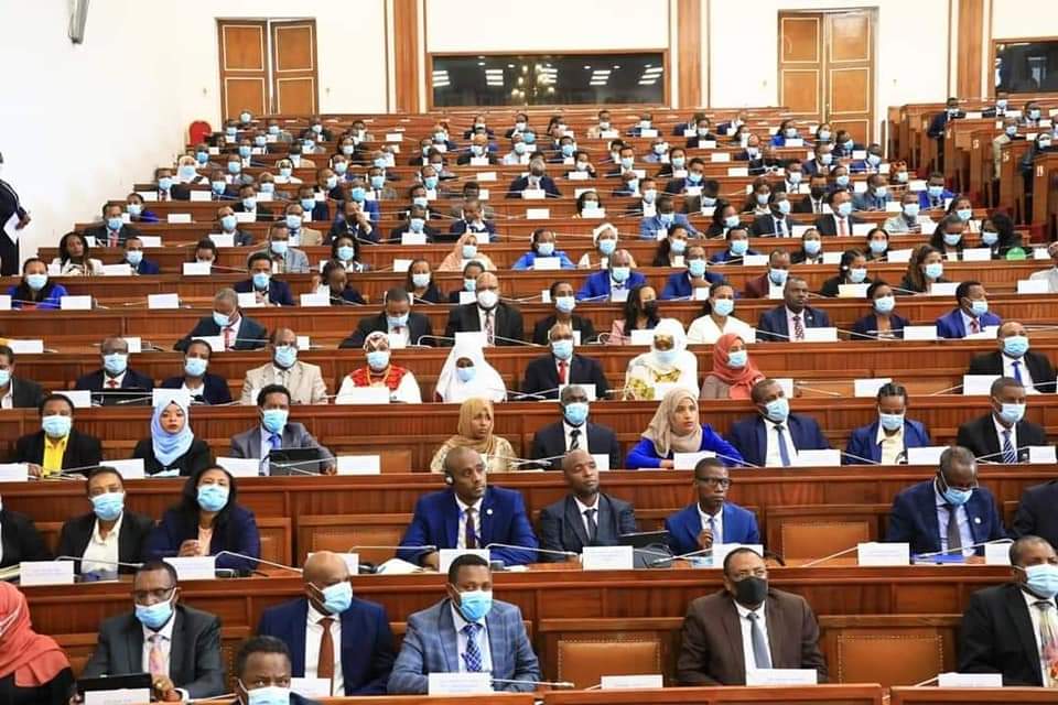 Baarlamaanka Itoobiya oo laalay Xeerkii Xaalada Deg-dega