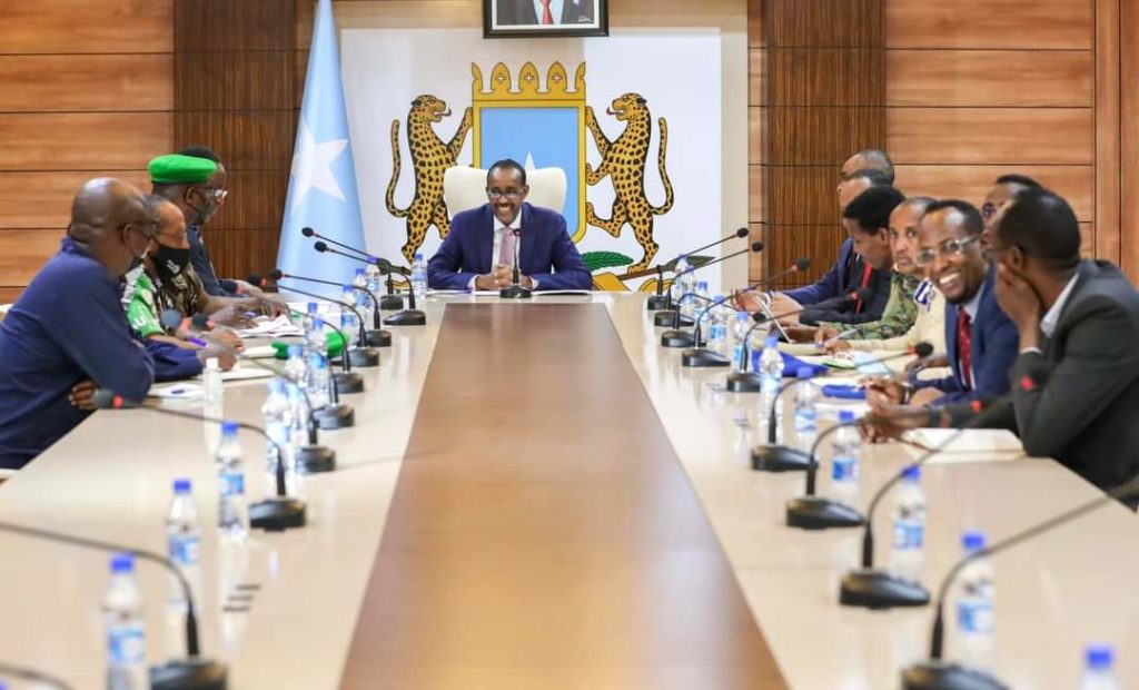 Ra’iisul Wasaare Rooble oo kulan la qaatay Hay’adaha Amniga iyo Taliska AMISOM