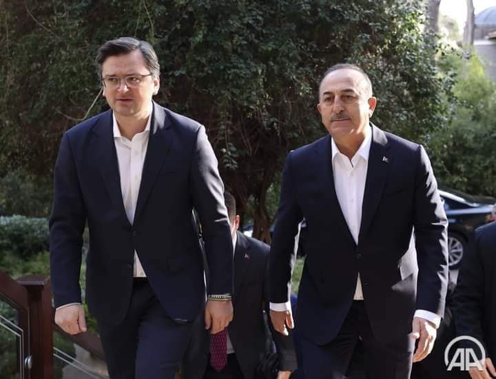 Wasiirada Arimaha Dibada ee Ukrain iyo Raashiya oo kulmay Turki