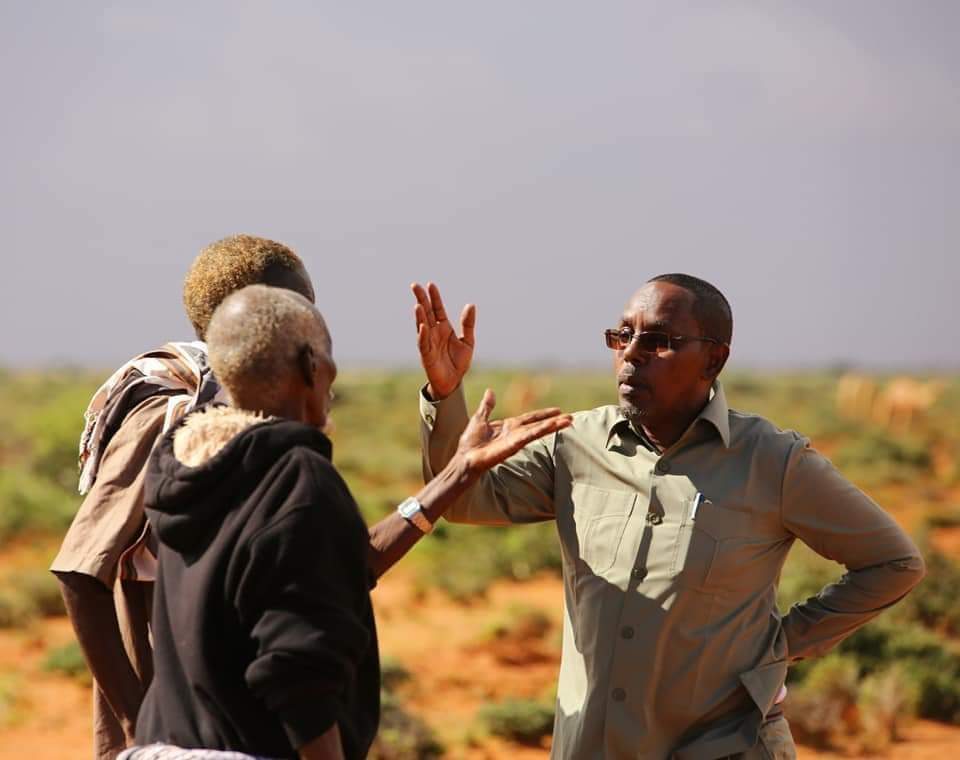 Wasiirka Maaliyada Puntland oo laga codsaday in uu iscasilo