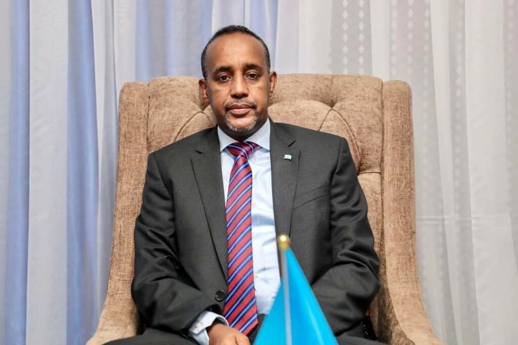 Rooble oo dhaqaale ku raba soo wareejinta Kuraasta Garbahaarey