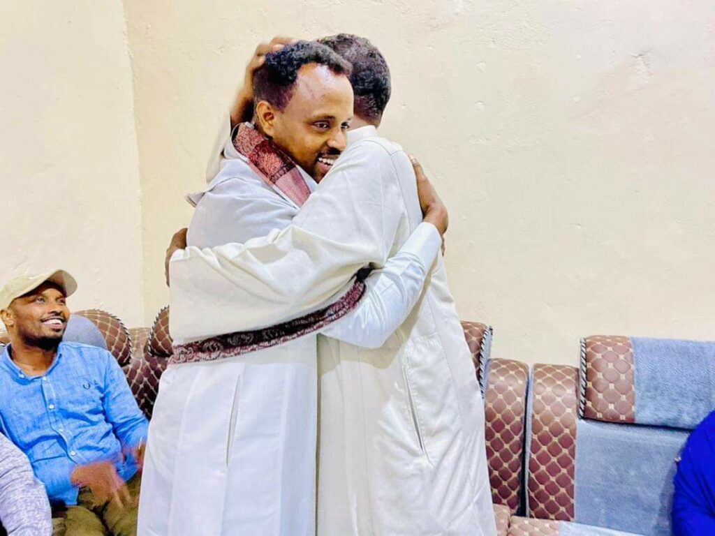 Wasiir Alcadaala oo utanaasulay Odowaa