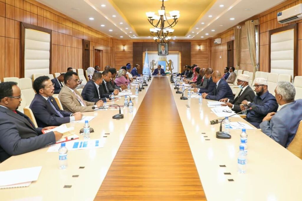 Golaha Wasiirada Fadaraalka oo ansixiyay Miisaaniyad KMG ah