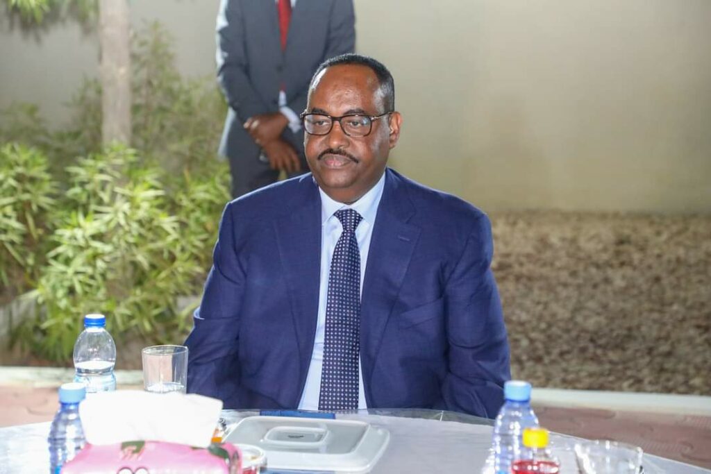 Madaxweyne Deni oo soo gaaray Nayrobi