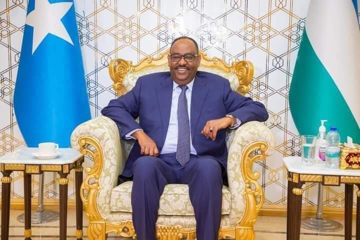 Madaxweyne Deni oo Hanbalyo udiray Xildhibaanada cusub