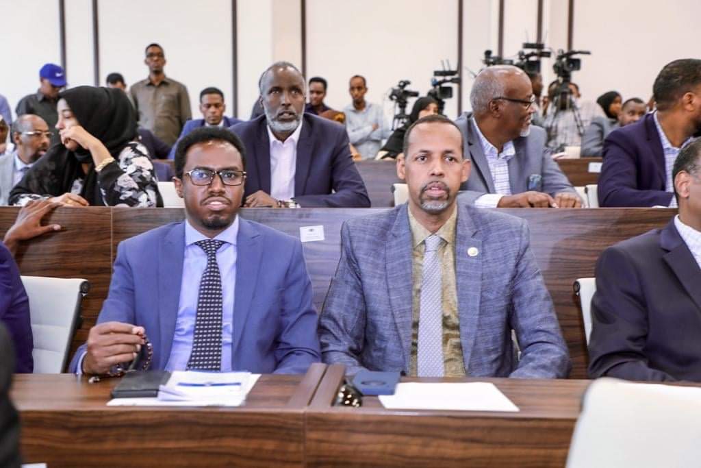 Sidee ufashilmay isku daygii carqaladaynta Fadhiga Wadajirka Ee Baarlamaanka ?