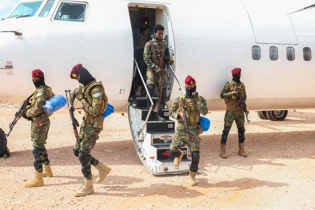 Ciidamo uu hogaaminayo Wasiirka Amniga Jubaland oo gaaray Ceel-waaq