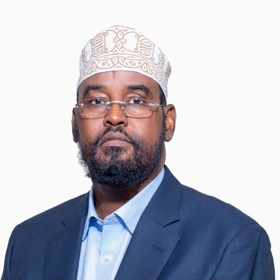 AXMED MADOOBE OO NASIIB DARO KU TILMAAAMAY WEERARKA LAGU QAADAY GUDOOMIYAHA KMG AH EE GOLAHA SHACABKA.