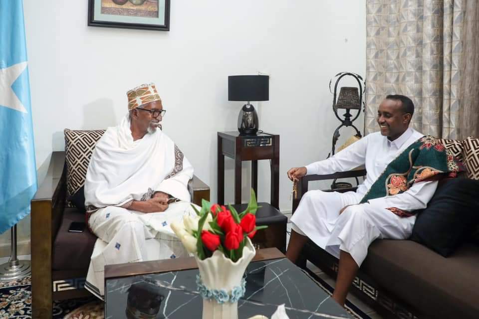 Video:-Maxay kawada hadleen Rooble iyo Cabdi-xaashi?