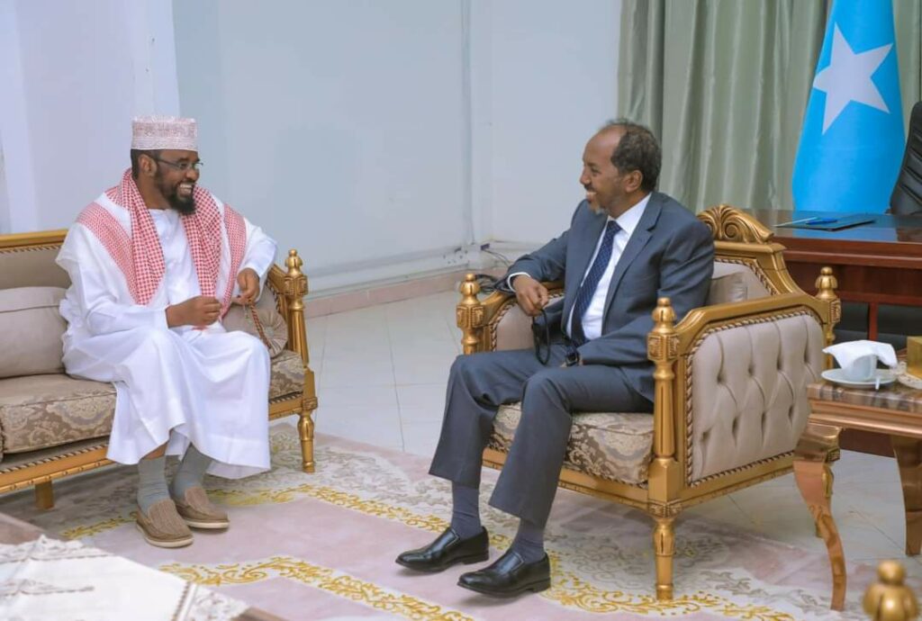 Madaxweyne Xasan iyo Madaxweyne Deni oo kulmay