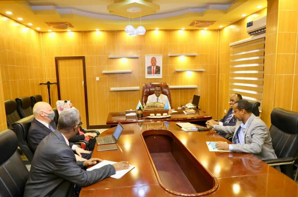 Madax Baanka Aduunka ka socota oo kulan la qaatay Wasaarada Maaliyada Puntland