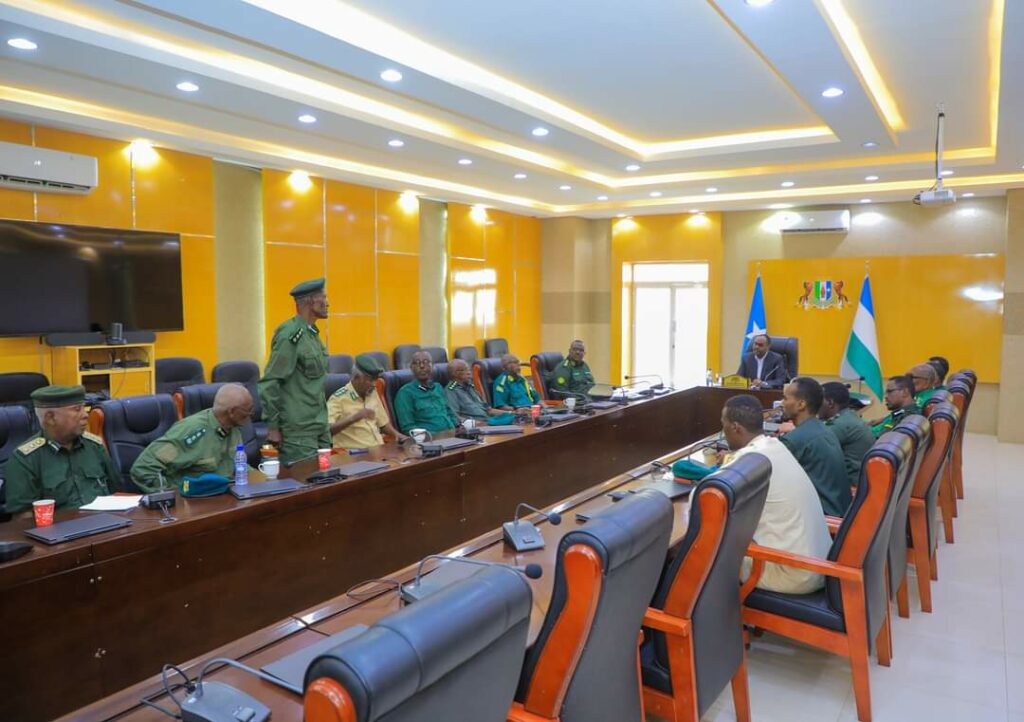 Madaxweyne Deni oo kulan la qaatay Taliska Asluubta Puntland