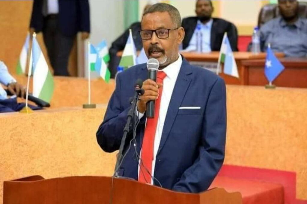 Baarlamaanka Puntland ma aqbali doonaan Maxkamade Sare Ee lagu soo ceshay?