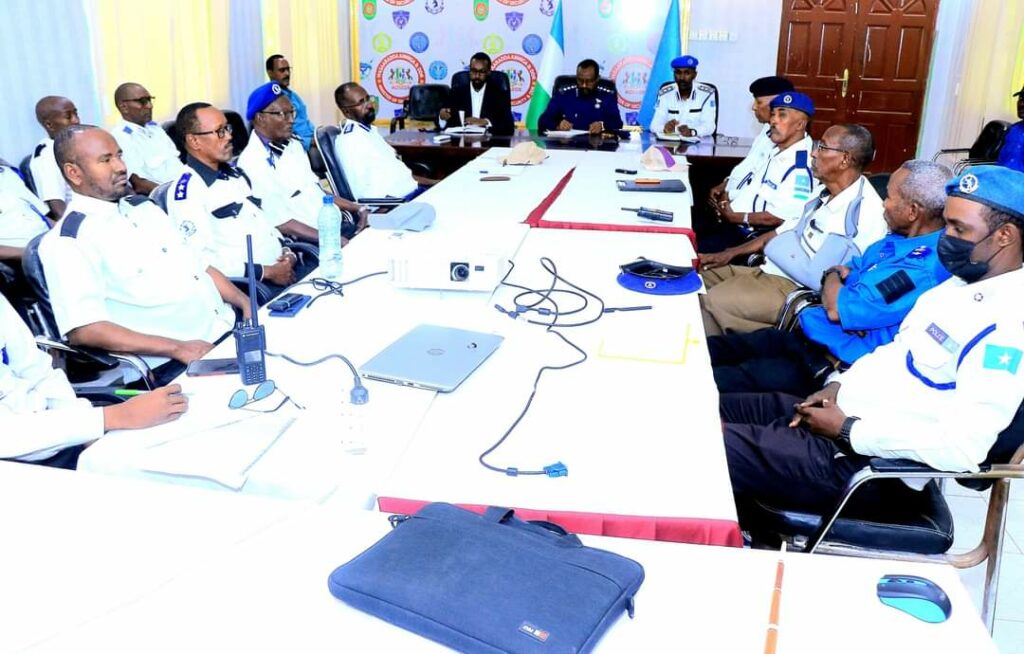 Talyaha Booliska Puntland oo xog waran ka qaatay Qaybta Taraafikada