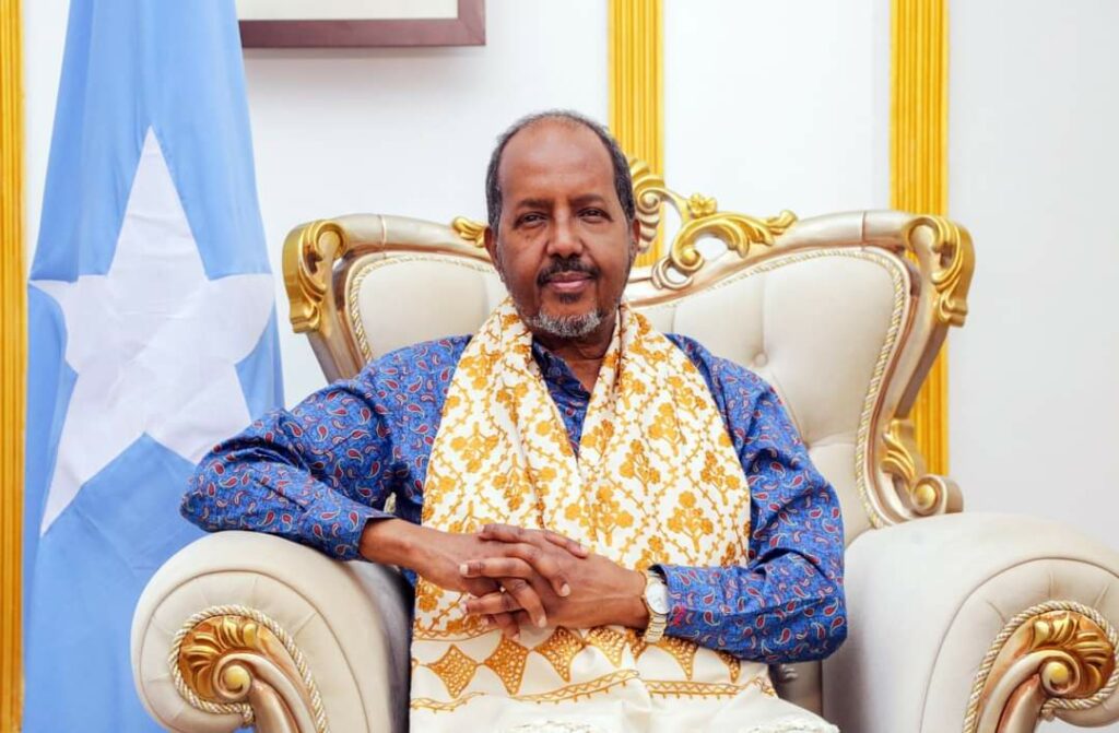 Madaxweyne Xasan oo Taleefoon kula hadlay Madaxweyne Deni kana Tacsiyeey dhacdada Bosaso