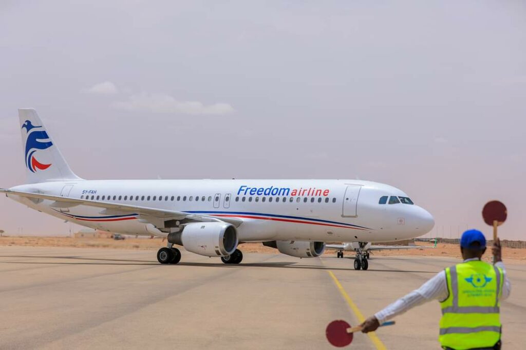 Puntland oo soo dhawaysay diyaarad cusub oo ay Freedom soo iibsatay