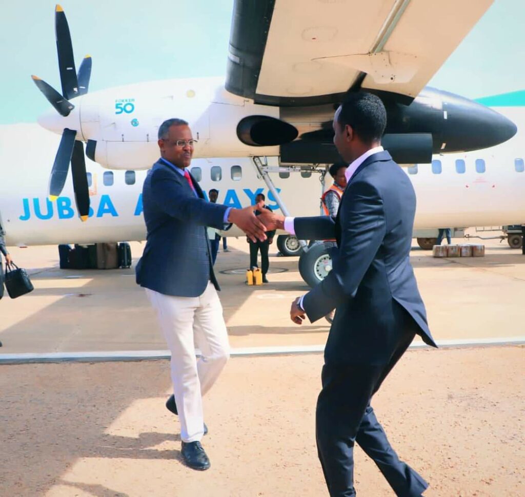 Wasiirka Caafimaadka Puntland oo booqadho ku tagay Kismaayo