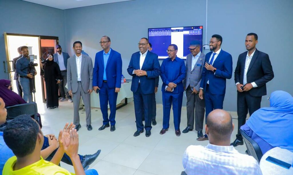 Garowe oo lagu Daah-furay shirka Tababarka Tababarayaasha dib-u-eegista iyo ururinta Xogta Caafimaadka Somaliya