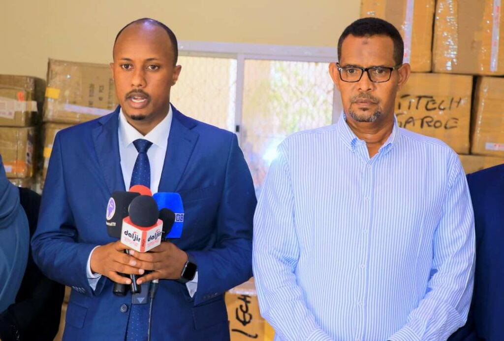 Qalabka Diiwaangelinta Codbixiyayaasha oo Puntland soo gaaray