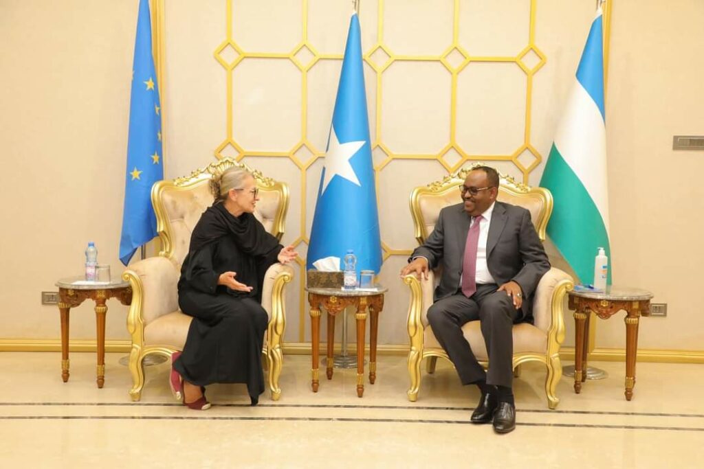 Beesha Caalamka oo uhakatay dooda Puntland Ee khilaafka D.Fadaraalka