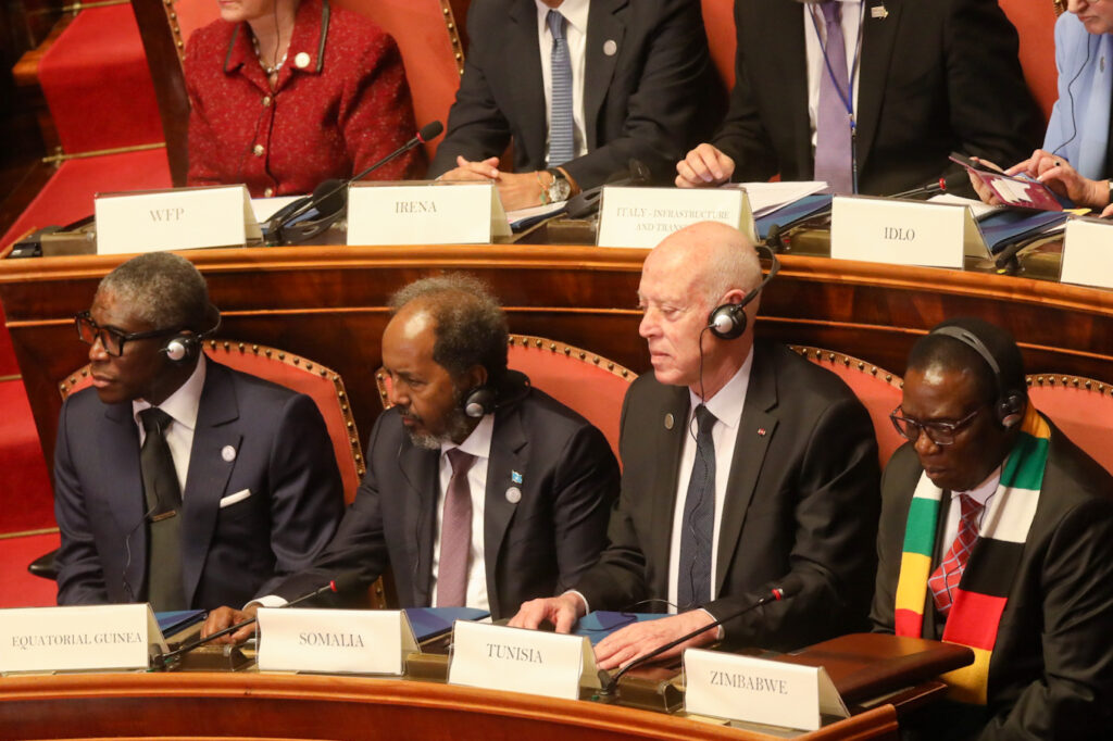 MADAXWEYNE XASAN SHIIKH “ISKAASHIGA AFRIKA IYO TALYAANIGA MA NOQON KARO MID SHAQEEYA HADDII DAL AFRIKAAN AH UU KU XADGUDBO XUDUUDAHA DAL KALE”