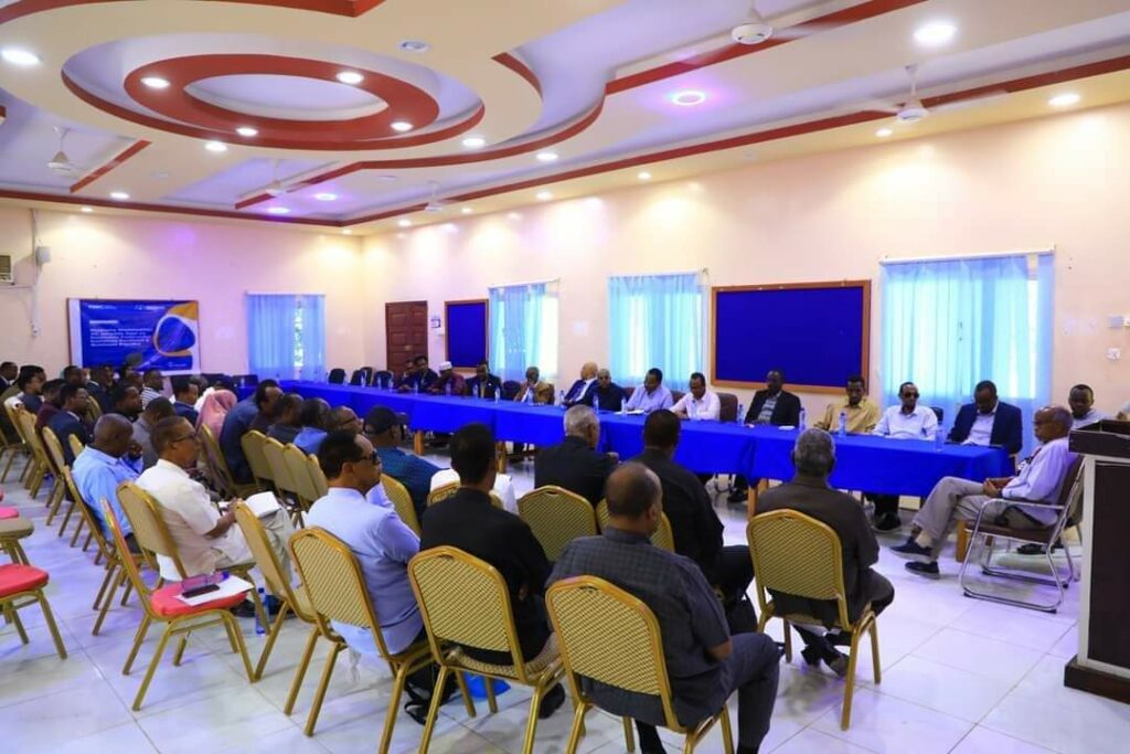 Xubnaha Labada Aqal Ee Baarlamaanka Fadaraalka oo kulan la qaatay Bulshada Rayidka