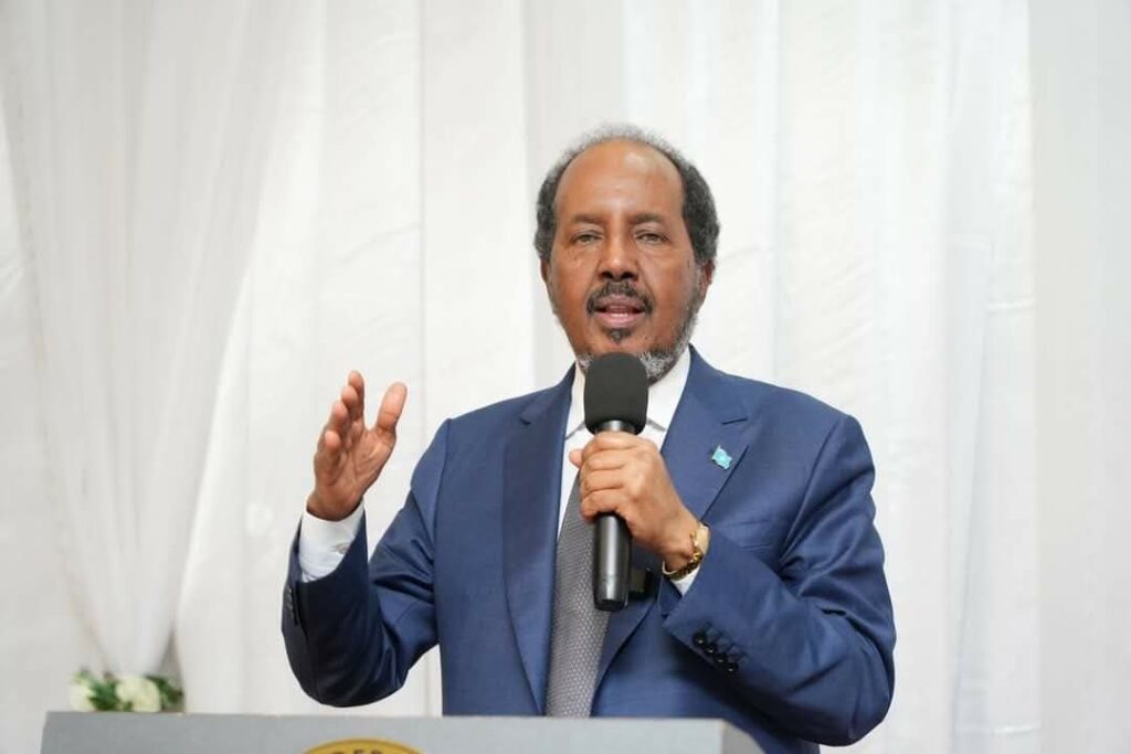 Faallo:-Xasan,waxa uu qaaday Dhabihii Farmaajo ku fashilmay