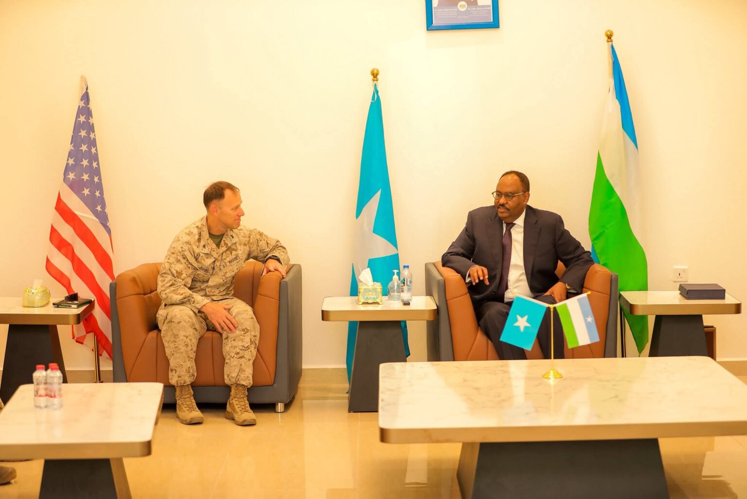 Mw Deni oo sagootiyay Talyihii hore Ee hawlgalka gaarka ah Bariga Africa Maraykanka