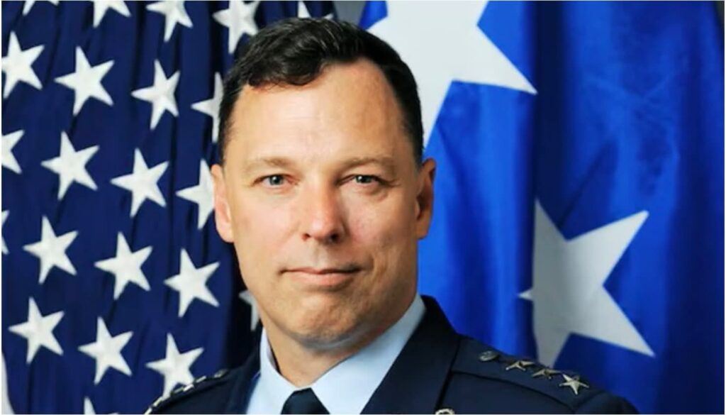 Waa kuma Sarkaalka noqday Talyaha Africom?