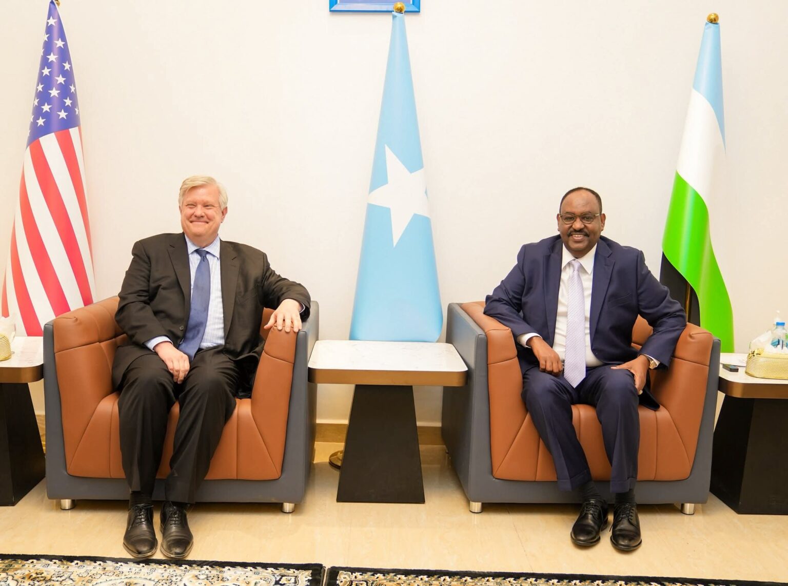 Maraykanka oo bogaadin iyo mahadcelin kala dul dhacay Puntland
