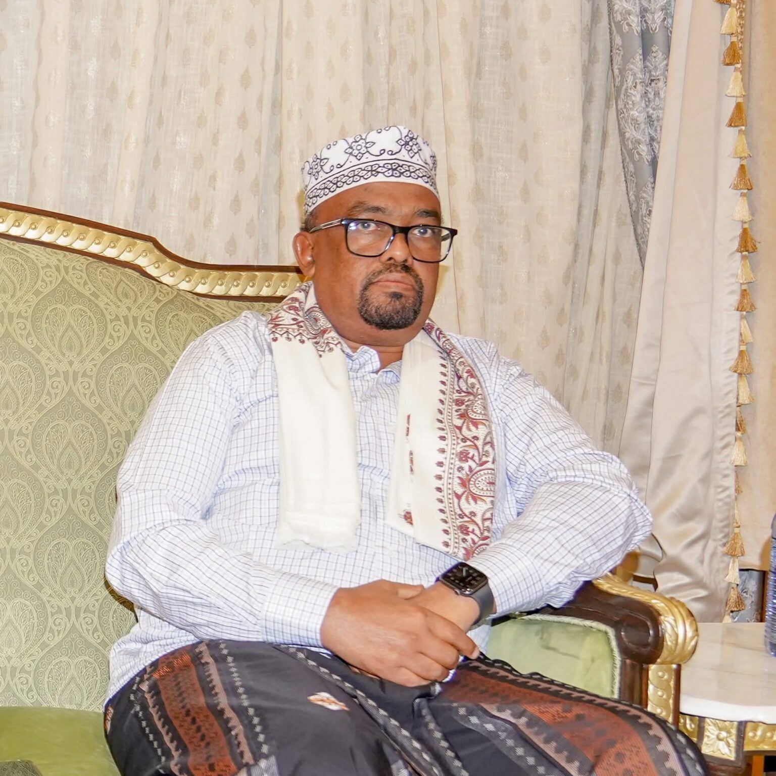 Xog:-Maxaa kasoo baxay kulankii Reer Mudug iyo Madaxweyne Deni