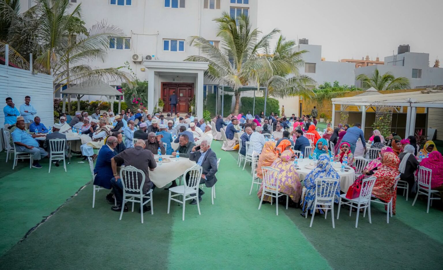 Mw Deni iyo Bulshada Beesha Hawiye oo iswaraystay