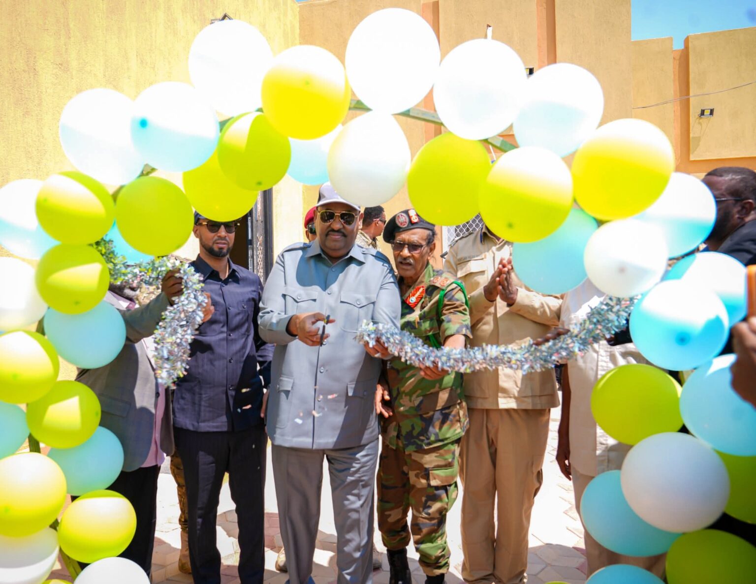 Madaxweyne Deni oo xariga ka jaray Taliska Qaybta Booliska Sanaag