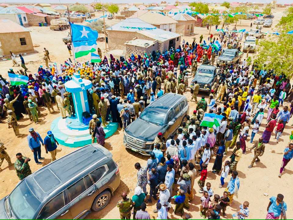 Madaxweyne Deni oo noqday Madaxweynihii u horreeyay ee taga Towfiiq